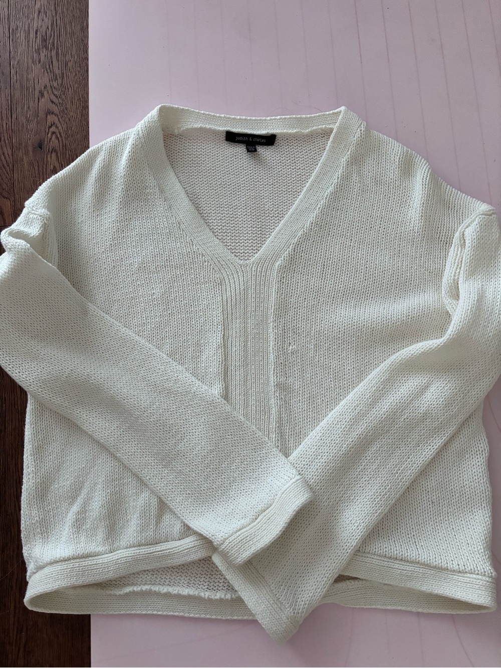 Judith and Charles White Cotton and Linen Sweater | Size M